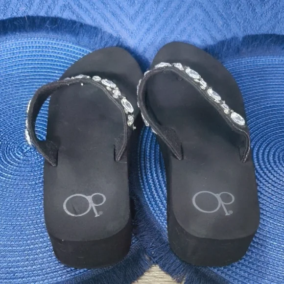 Black Flip Flops with Rhinestone Embellishments - Picture 3 of 9
